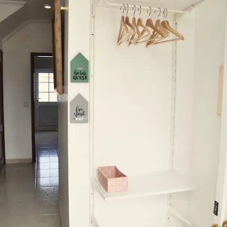 Charlie's Βίλα Ferrel (Leiria)